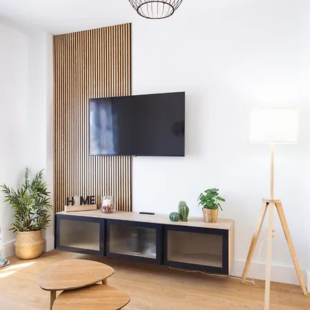 Home2book Vibrant & Trendy Cruz Center Apartment